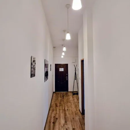 Luxury Location-bright&parking 公寓 *