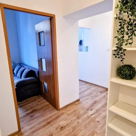 아파트 Luxury Location-bright&parking 우치