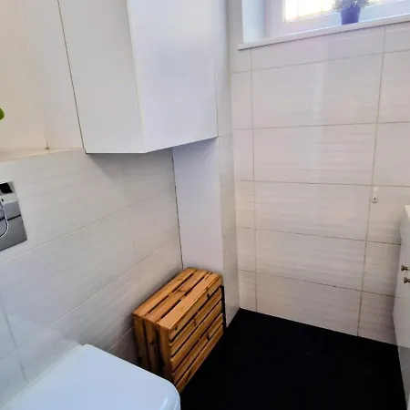 Luxury Location-bright&parking *