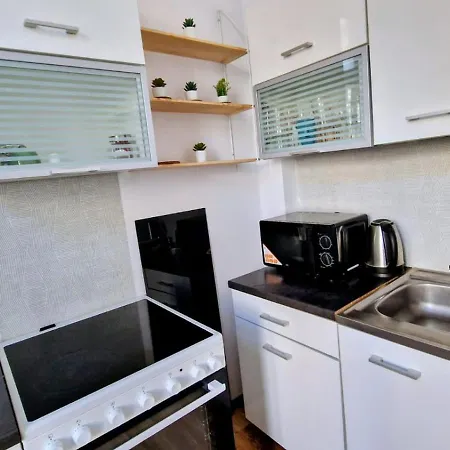 Luxury Location-bright&parking Apartman *